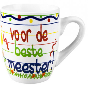 Koffie kom van Keramiek voor de  meester gevuld met lekkers