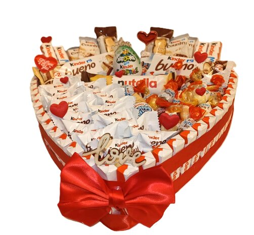 Snoeptaart hart 30cm met kinder chocolade